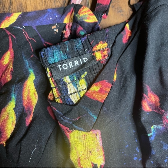 Torrid Size 2/2X Black Floral Mini Challis High-Low Skater Dress - Picture 6 of 6